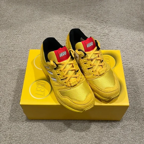 ADIDAS ZX 8000 X LEGO® yellow SHOES big kids size 4 brand new with box - Picture 1 of 7